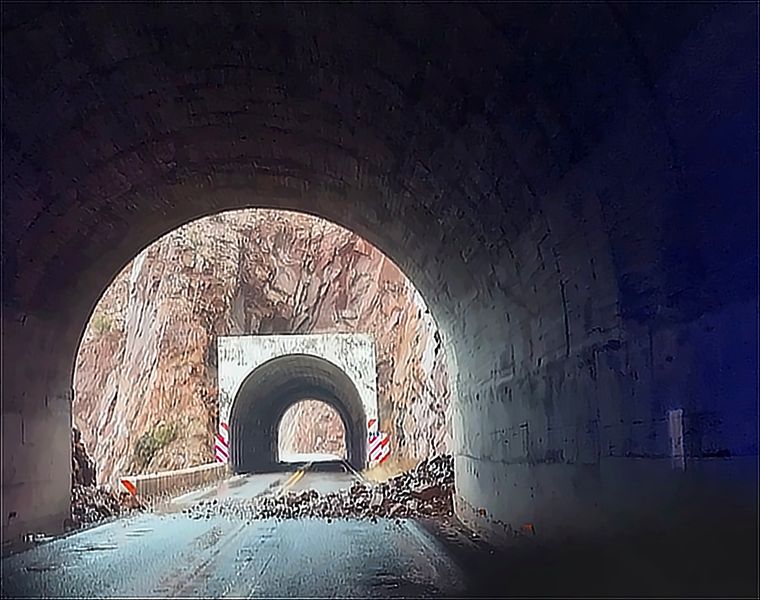 El corte preventivo se mantiene por la inestabilidad en la zona de túneles. Hay desprendimientos desde Polvaredas hasta sectores de alta montaña.