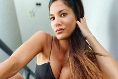 en bikini fluor: silvina escudero pide pista para la llegada del verano