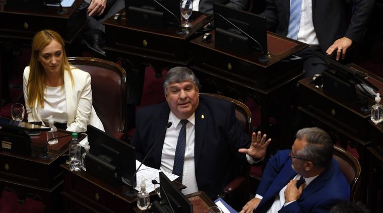 Unión por la Patria pidió una sesión en el Senado para tratar el proyecto que pone tope a los sueldos de funcionarios Foto: Télam