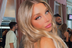 Romina Malaspina lleva un vestido de red y desata una revolución Romina Malaspina es DJ, presentadora de TV y modelo. Foto: Instagram @romimalaspina
