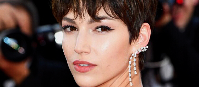 Úrsula Corberó mezcla las tendencias de la moda con su estilo propio. Foto: Instagram @ursulolita