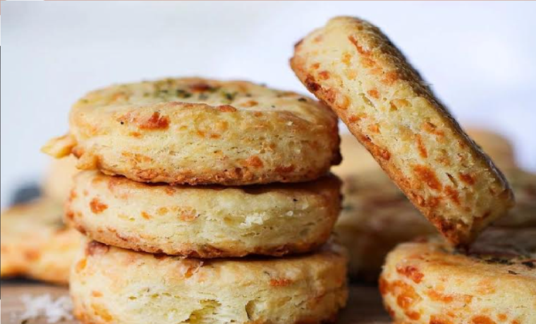 Los scones de queso son deliciosos, se realizan de una manera fácil y se pueden comer sólos o rellenos. Foto: Instagram