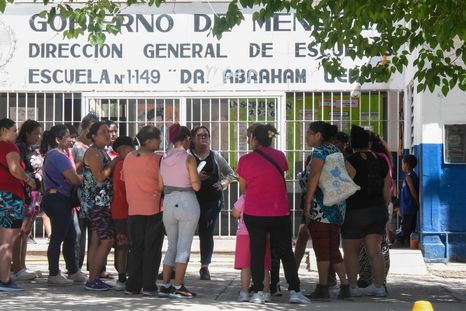 La madre afirmó que su hija fue abusada en reiteradas oportunidades en la escuela y que también fue amenazada. La madre afirmó que su hija fue abusada en reiteradas oportunidades en la escuela y que también fue amenazada.