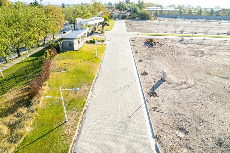 Bulevares, el barrio de OHA Construcciones, ha sido dividido en lotes desde 380 metros. Bulevares, el barrio de OHA Construcciones, ha sido dividido en lotes desde 380 metros.