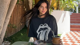Zaira Nara lanzó su línea de yerba mate a través de una alianza con el vivero de los hermanos Laura y Ariel Mozo ubicado en Jardín América, Misiones. 
