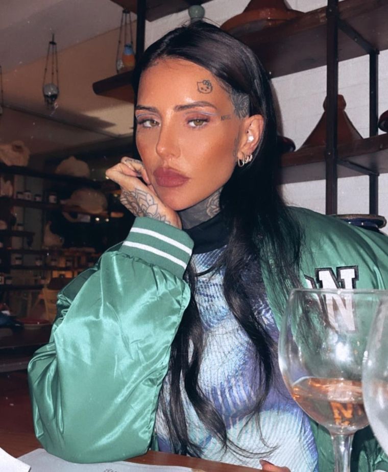 Candelaria Tinelli y Vicky Xipolitakis prefieren estas botas que te serán súper útiles esta temporada Foto: Instagram