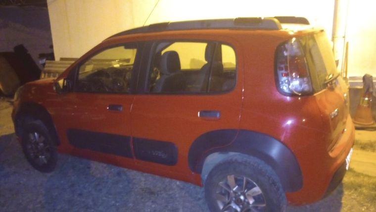El hombre conducía un Fiat UNO rojo, con el que atropelló y mató a un peatón Foto: Prensa Ministerio de Seguridad