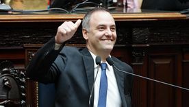 Dos diputados mendocinos respaldaron a Adorni en X.