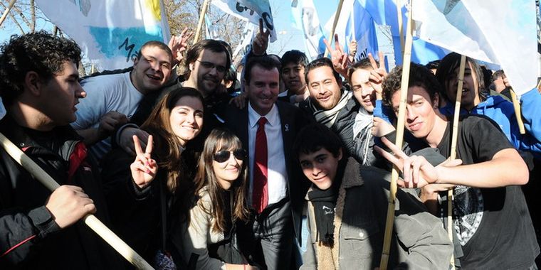 La Cámpora tiene un amplio álbum de canciones. Foto: Alf Ponce / MDZ