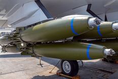 bombas de racimo Estados Unidos aprobó enviar bombas de racimo a Ucrania. Foto: Efe.