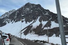 El Paso a Chile se encuentra habilitado y rige el horario de invierno. Foto: Gendarmería