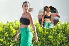 Antonela Roccuzzo y Katie Holmes aparecieron con el mismo look La esposa de Lionel Messi y la actriz sorprendieron con la llamativa casualidad