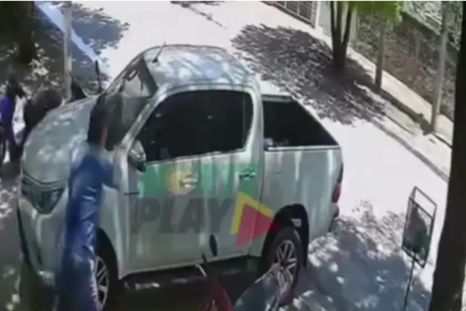 El hecho ocurrió entre las calles Santa Fe y La Cangayé, en la ciudad de Resistencia. El hecho ocurrió entre las calles Santa Fe y La Cangayé, en la ciudad de Resistencia.