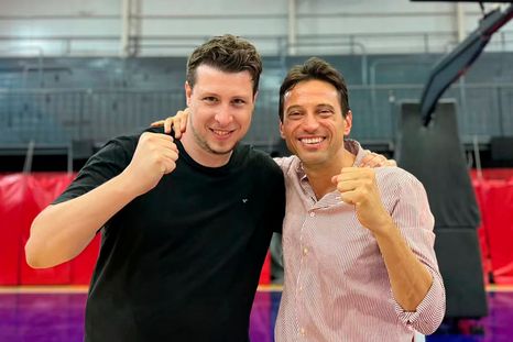 Martín Cigna junto a Marcelo Moretti tras ganar las elecciones en San Lorenzo en 2023. Martín Cigna junto a Marcelo Moretti tras ganar las elecciones en San Lorenzo en 2023.