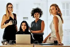 Día internacional de la mujer y el liderazgo femenino sigue creciendo.