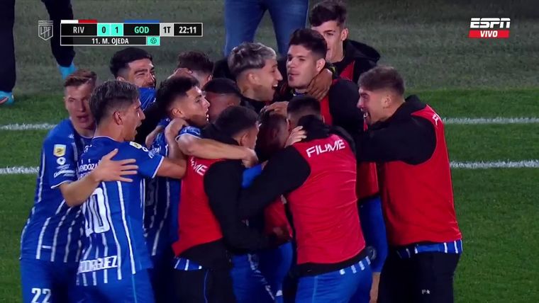 River y Godoy Cruz se miden en el Monumental.