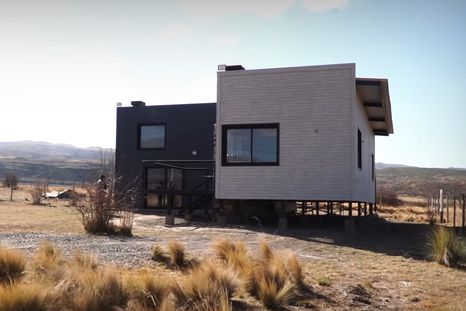 LTN impulsa la construcción modular con paneles aplicados en viviendas como esta de Las Carreras, Tupungato. LTN impulsa la construcción modular con paneles aplicados en viviendas como esta de Las Carreras, Tupungato.