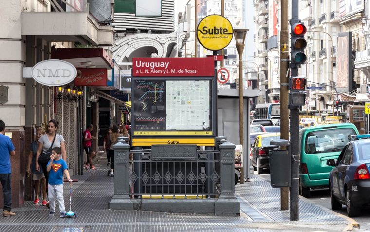 Desde el lunes, la estación Uruguay de la Línea B permanecerá cerrada por obras de remodelación integral.&nbsp;