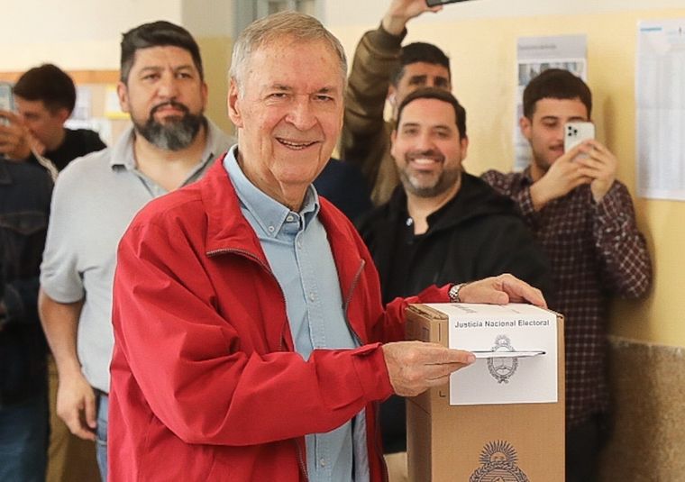 El candidato de Hacemos por Nuestro País habló de sus oponentes Foto: X: @JSchiaretti
