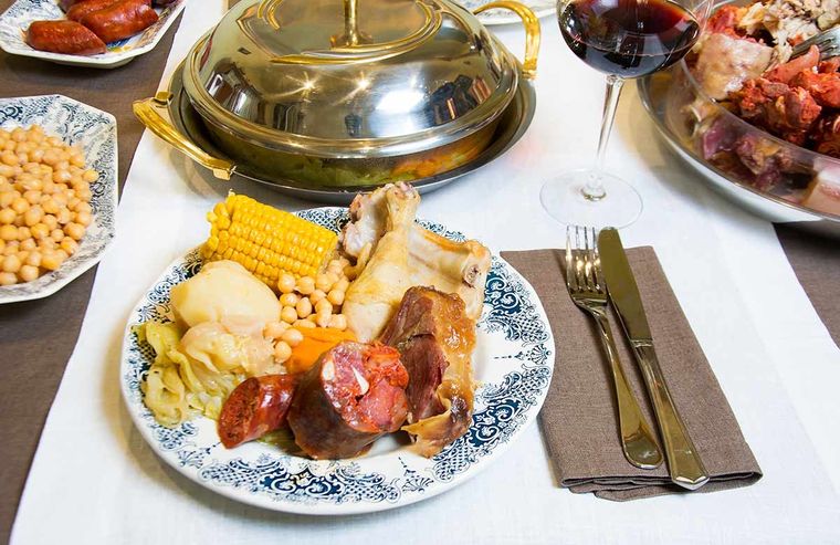 Admira esta comida super completa y tradicional de Galicia ¡la perdición!