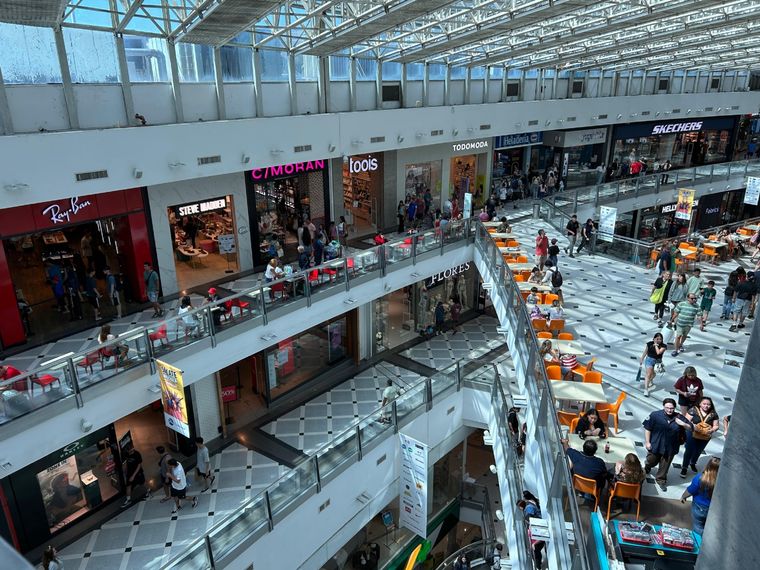 Los horarios de los mall en Chile se modifican. Foto: Sol Devia/MDZ