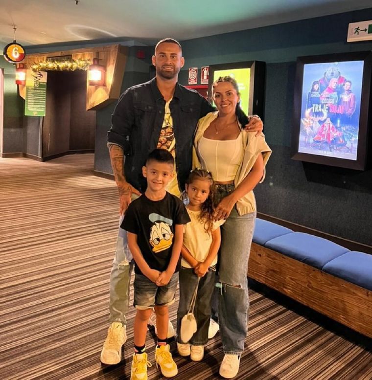El futbolista argentino Lucas Trejo llevaba días buscando desesperadamente a su familia tras el terremoto en Venezuela.