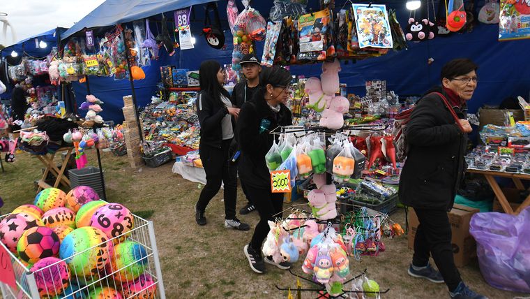 Diferentes departamentos de la provincia realizan feria del juguete por Reyes.&nbsp;