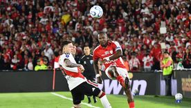 Tras el empate en Colombia, River e Independiente Santa Fe definirán la serie el próximo miércoles en el Monumental.&nbsp;