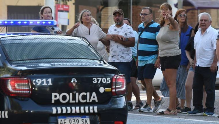 El dolor de la familia de las víctimas. Foto: Alf Ponce Mercado/MDZ