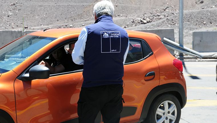 Información importante para las personas que entran con productos al país. Foto: ALF PONCE MERCADO / MDZ