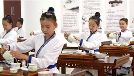 Las ceremonias y las prácticas ritualistas convencen a nuestros cerebros de la constancia y predictibilidad, ayudando a defender contra la ansiedad. Foto: GETTY IMAGES