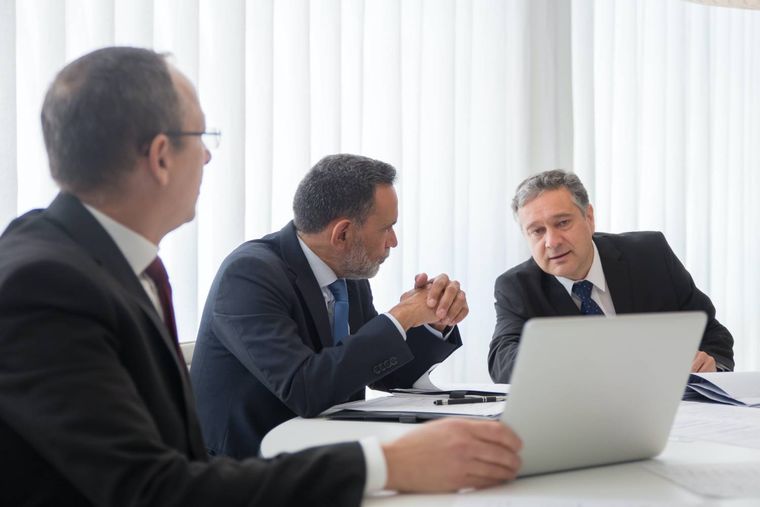 En el actual escenario de negocios, todo cambia tan rápido que no hay margen para distraerse. Foto: Archivo MDZ