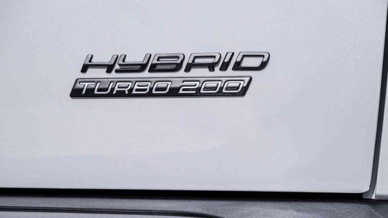 Stellantis inicia en El Palomar la producción de vehículos con tecnología Híbrida Stellantis inicia en El Palomar la producción de vehículos con tecnología Híbrida 