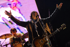 Su mensaje se manifestó al cambiar la letra de uno de sus hits en el que hicieron una clara referencia a su descontento con el actual presidente Javier Milei.  Foto: X @lospiojos