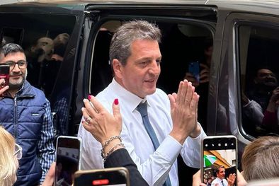 MDZol | El exministro de Economía, Roberto Lavagna, trabaja en el anonimato para dale a Sergio Massa un plan con consistencia fiscal y superávit comercial. Foto: NA