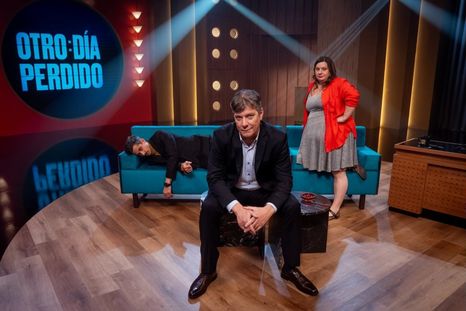 Agustín Rada Artistarán, Mario Pergolini y Laila Roth, son parte de Otro día perdido. Agustín Rada Artistarán, Mario Pergolini y Laila Roth, son parte de Otro día perdido.