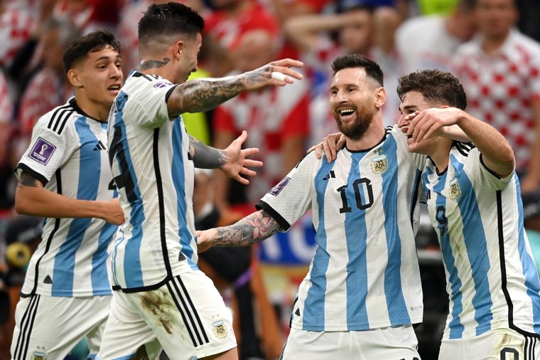 Messi lidera un equipo que juega y es resiliente. Foto: Twitter Selección Argentina