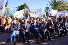 El acto en el que juraron los nuevos concejales maipucinos contó con una importante participación de dirigentes y militantes del PJ y la UCR.