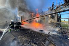 Los bombardeos rusos afectan las vidas de los civiles. Foto: Pbs. Los bombardeos rusos afectan las vidas de los civiles. Foto: Pbs.
