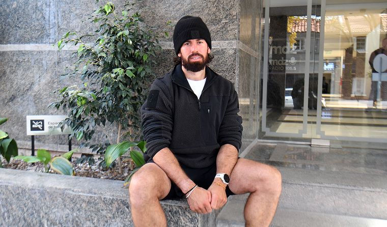 Mike Humphreys, un atleta británico que correr para generar conciencia sobre la ELA. Mike Humphreys, un atleta británico que correr para generar conciencia sobre la ELA.
