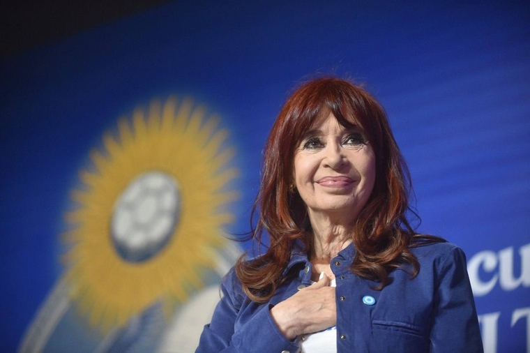 Cristina Fernández de Kirchner espera el fallo de la Corte.