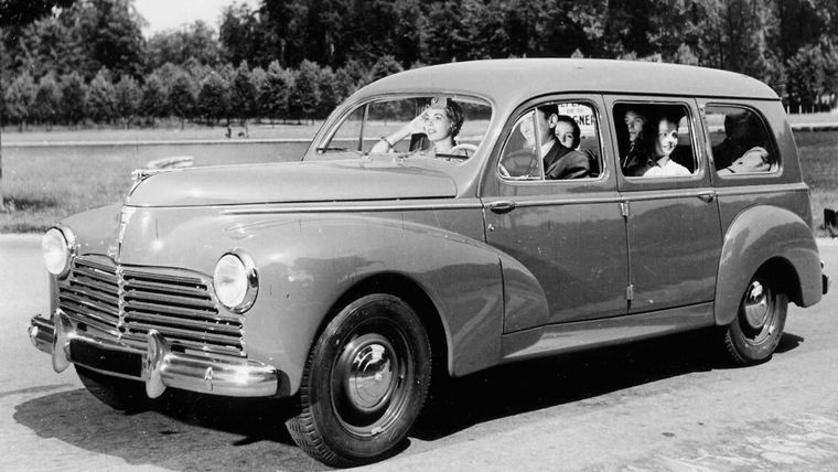 Peugeot celebra 75 años de autos SW Foto: Stellantis