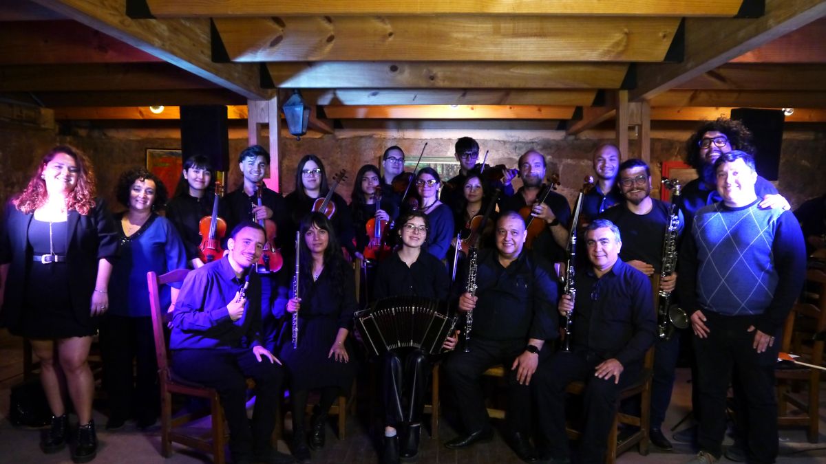 Más de 100 artistas, una obra universal y un modelo único: la Orquesta Con Brio rinde homenaje a Ariel Ramírez