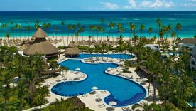 El argentino que consume servicios de turismo de lujo se inclina principalmente por los destinos de playa del Caribe y Brasil. El argentino que consume servicios de turismo de lujo se inclina principalmente por los destinos de playa del Caribe y Brasil.