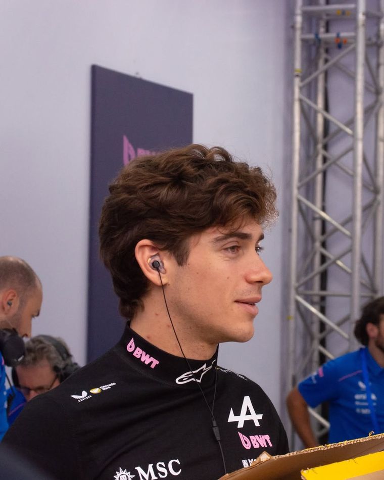 La Fórmula 1 destacó el show de Franco Colapinto en Buenos Aires y despertó expectativas. La Fórmula 1 destacó el show de Franco Colapinto en Buenos Aires y despertó expectativas.