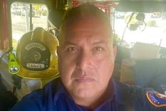Humberto Agurcia es paramédico del departamento de bomberos del condado de Los Ángeles, California.