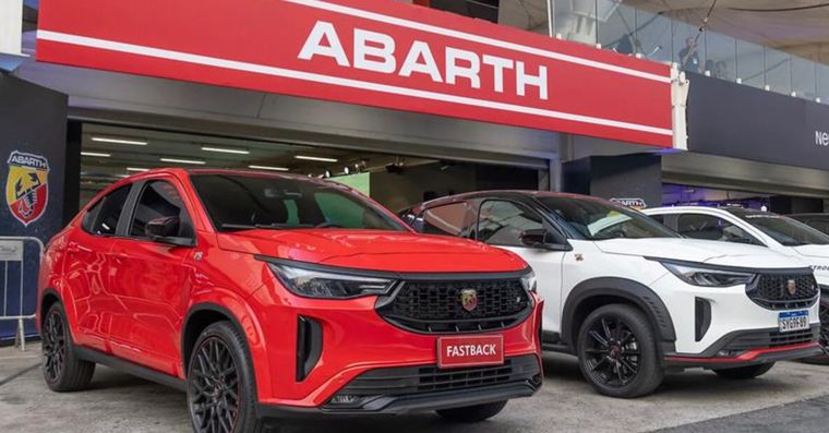 Abarth sorprende en Interlagos con el Pulse 2026, simuladores y el rugido del motor en vivo
