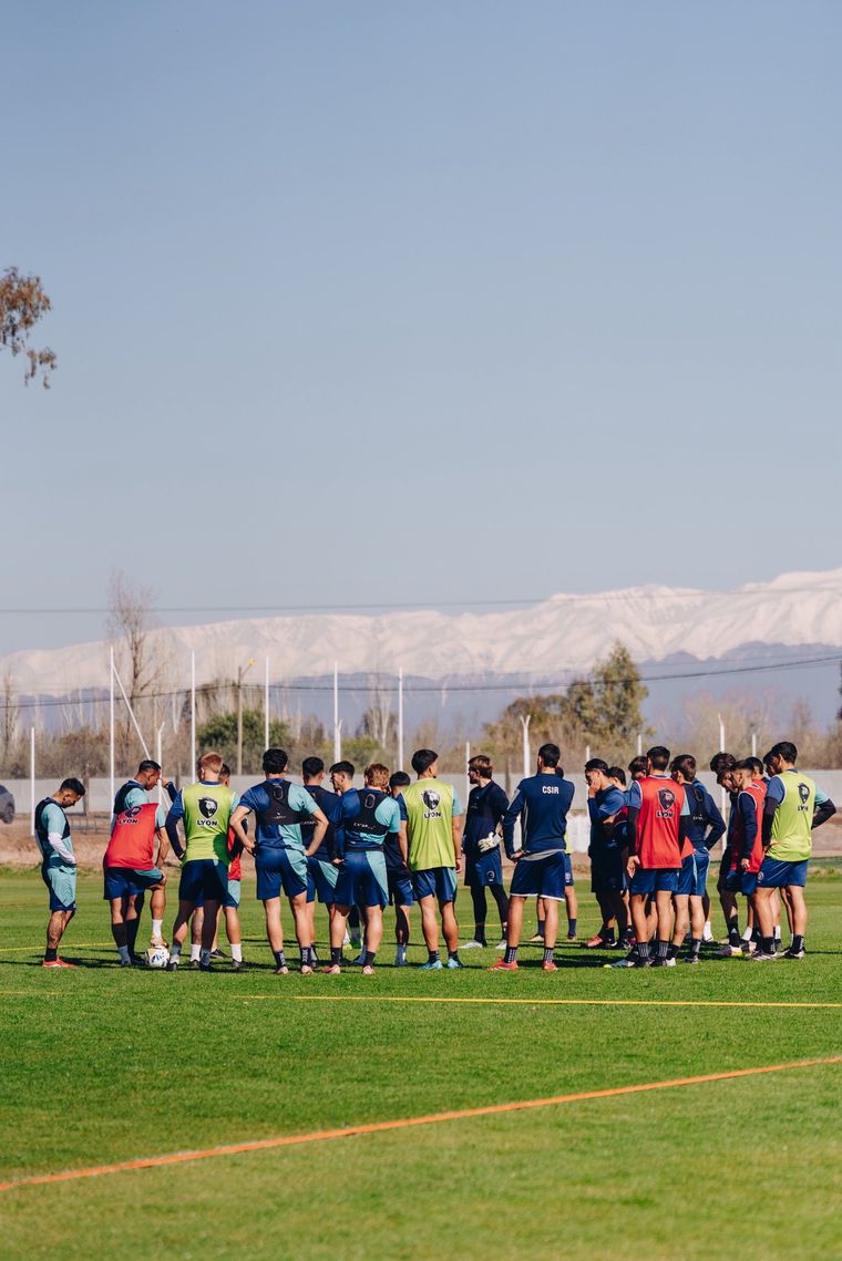 El plantel de la Lepra trabaja en la Ciudad Deportiva a la espera del juego con Lanús. El plantel de la Lepra trabaja en la Ciudad Deportiva a la espera del juego con Lanús. 