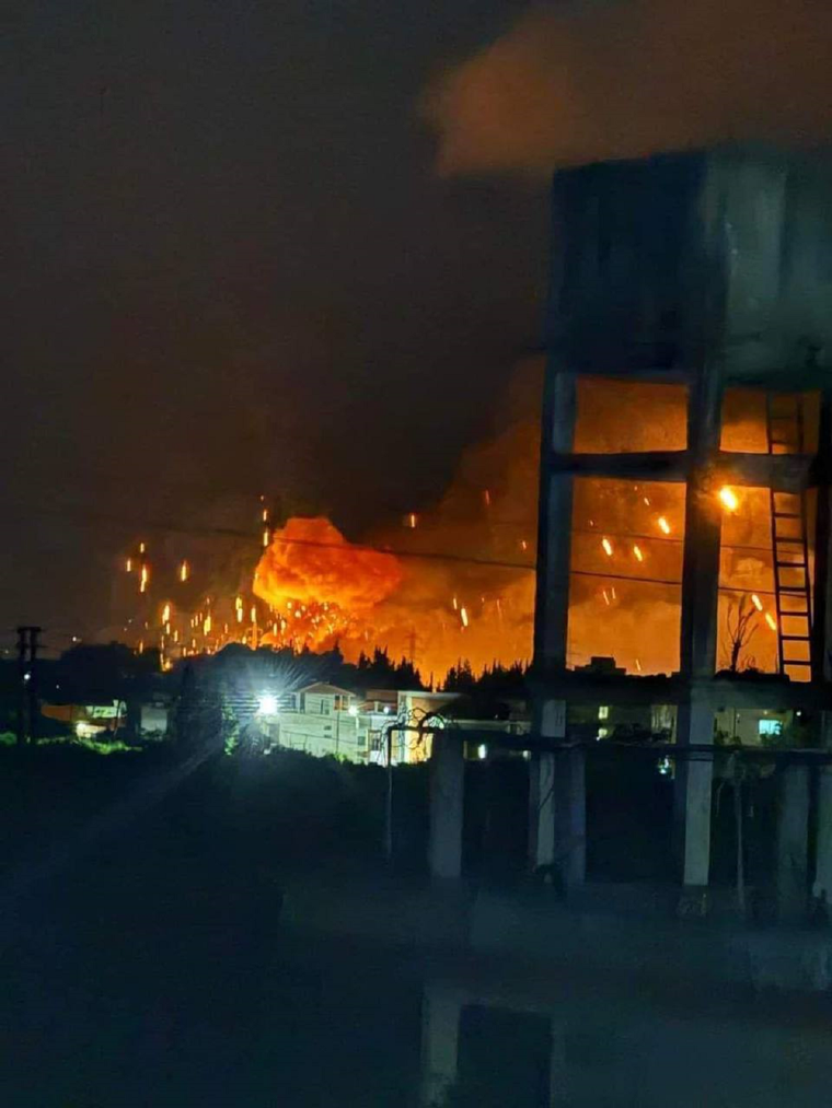 El depósito de armamento sirio fue alcanzado por el ataque israelí