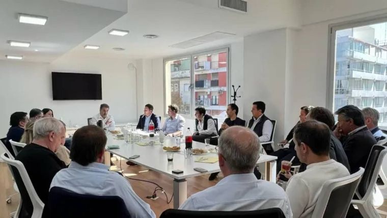 Ritondo encabezó la última reunión de intendentes del PRO Ritondo encabezó la última reunión de intendentes del PRO